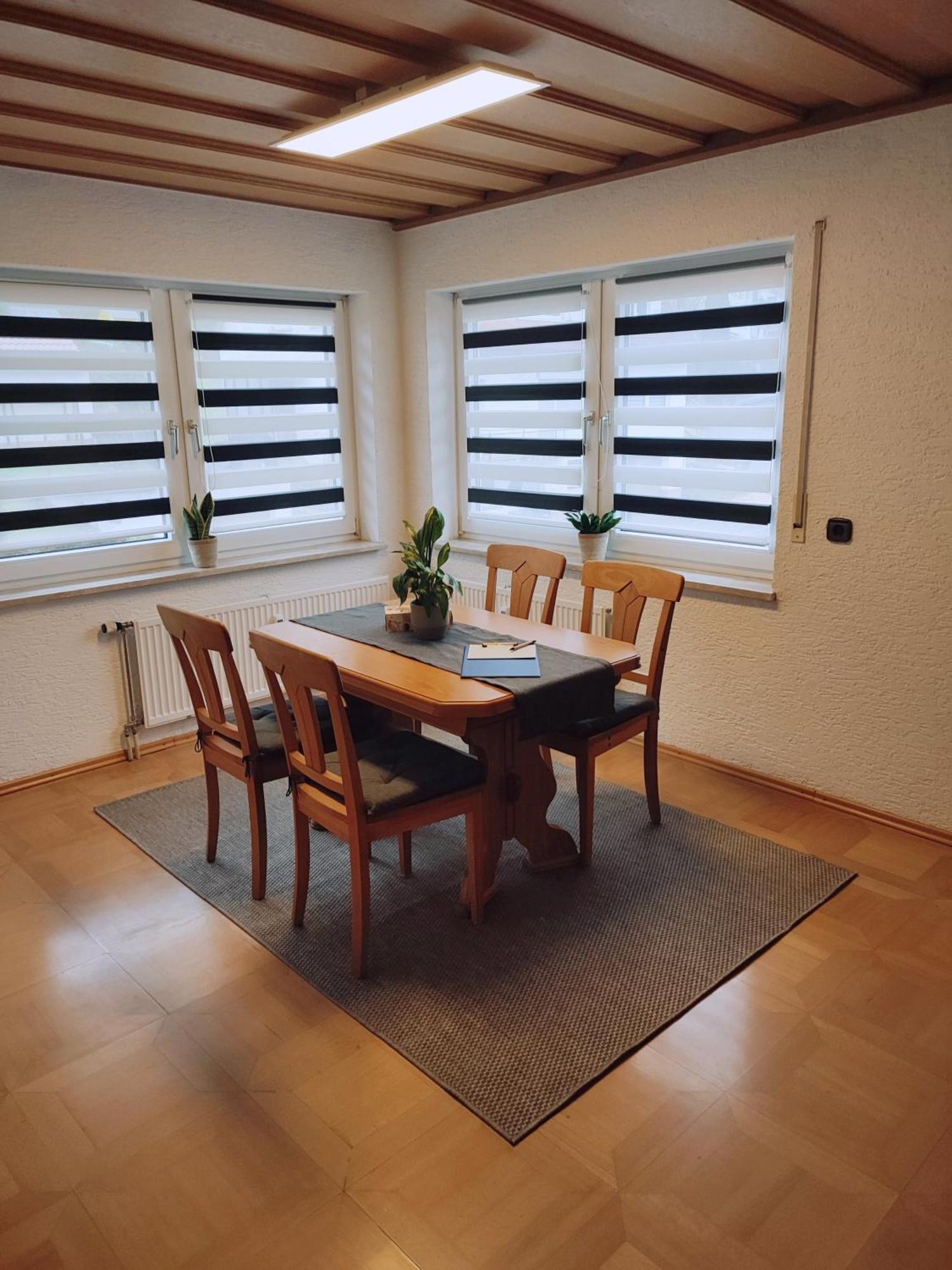 Ferienwohnung Unterm Tierstein バート・ディッツェンバッハ エクステリア 写真